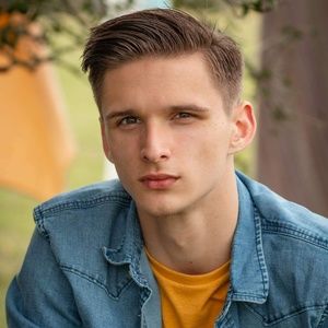 Meet your Posher, Christopher